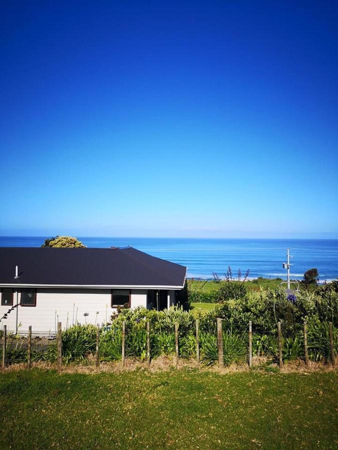 Seaview Cottage Mokau Екстер'єр фото